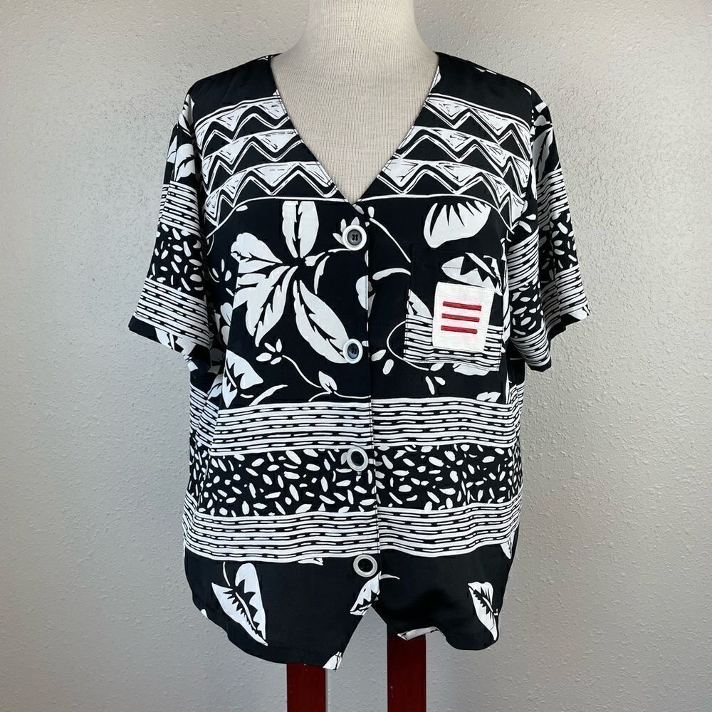 Vintage Nino Wong California Short Sleeve Button Down Top Size L EUC